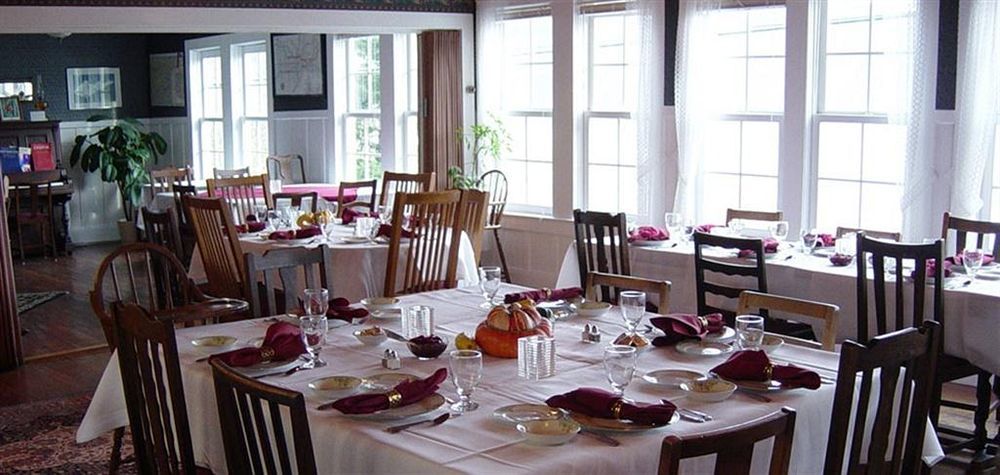 The Historic Requa Inn Кламат Екстериор снимка